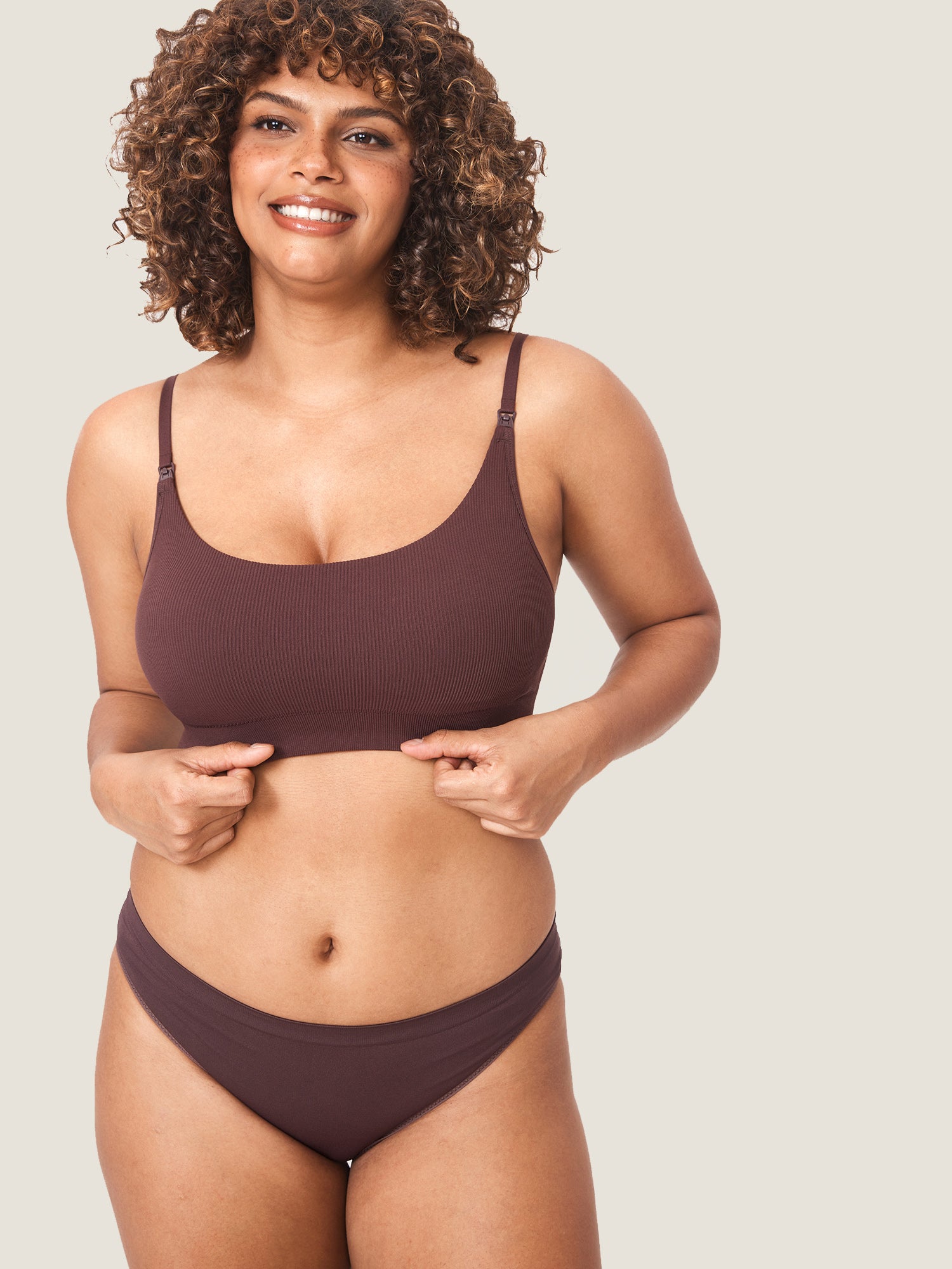 MOMANDA Women's Ribbed Scoop Nursing Bralette Black 2