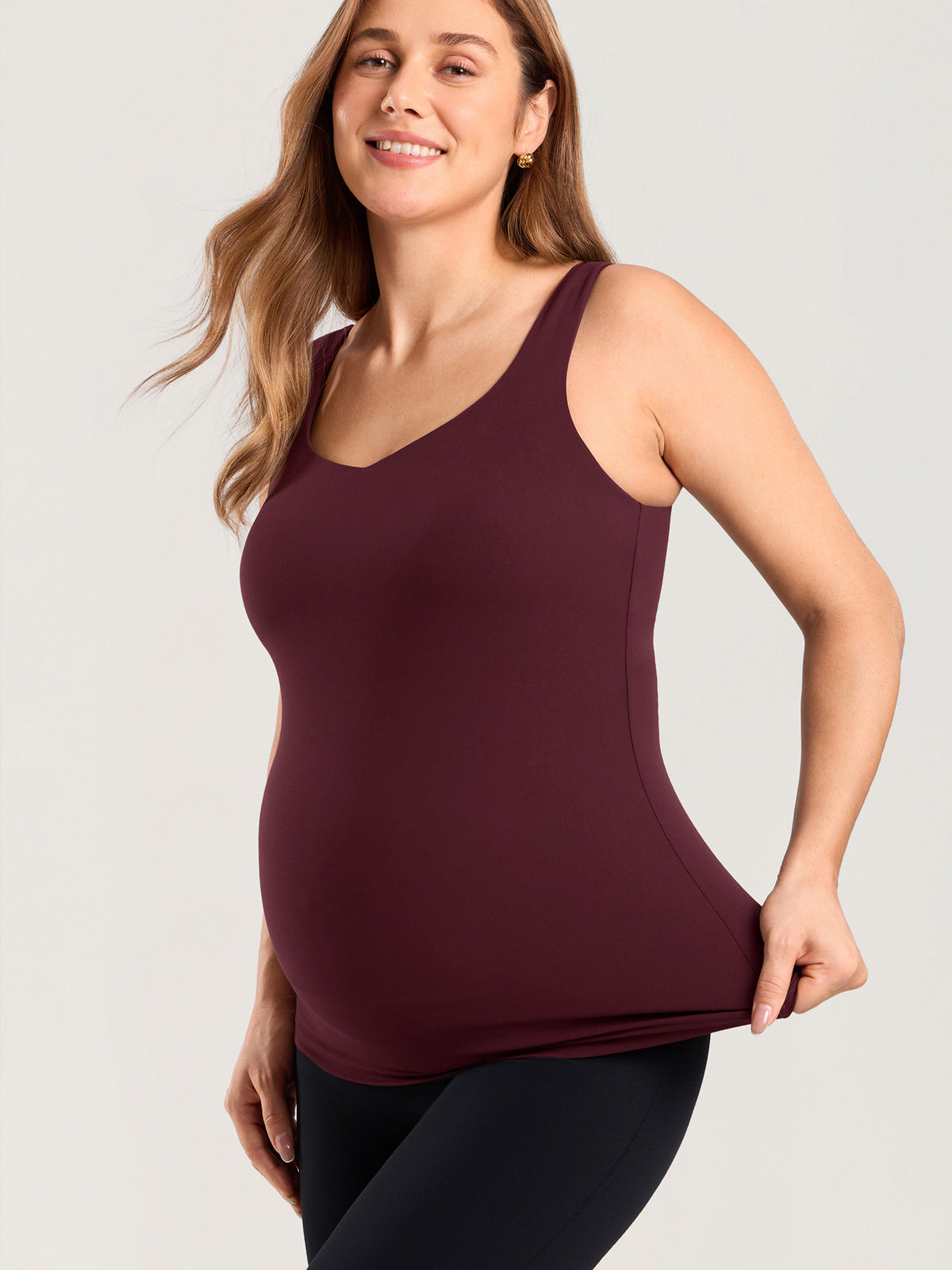 MOMANDA Naterlax® V Neck Nursing Tank Top Ripe Plum @model_info:MOM1