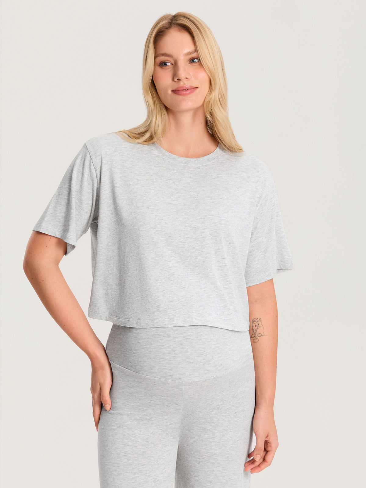 Modal Cotton Short Sleeve Loose Crop Tee