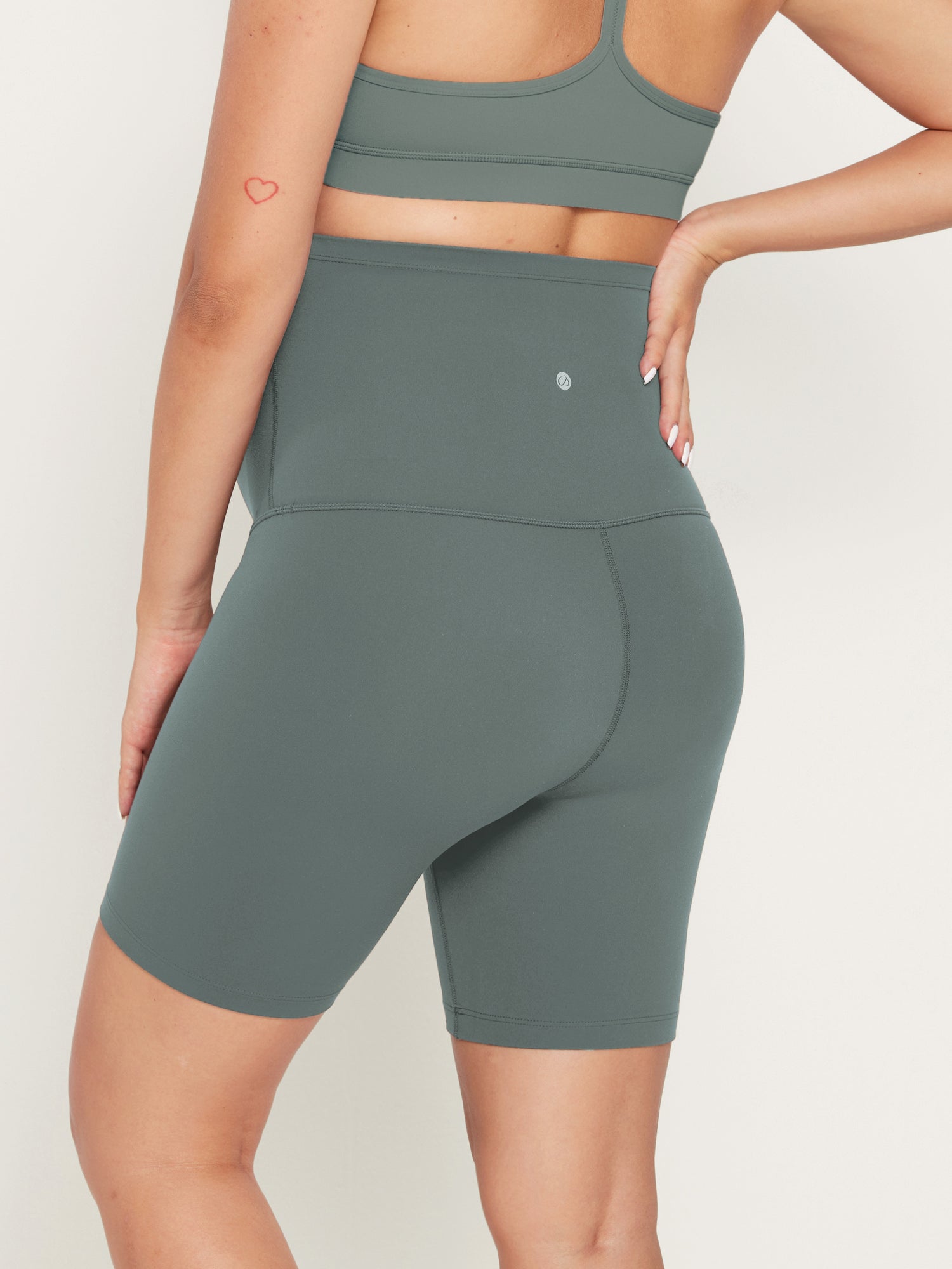 Natrelax® Maternity Leggings 6" - Super High Waist