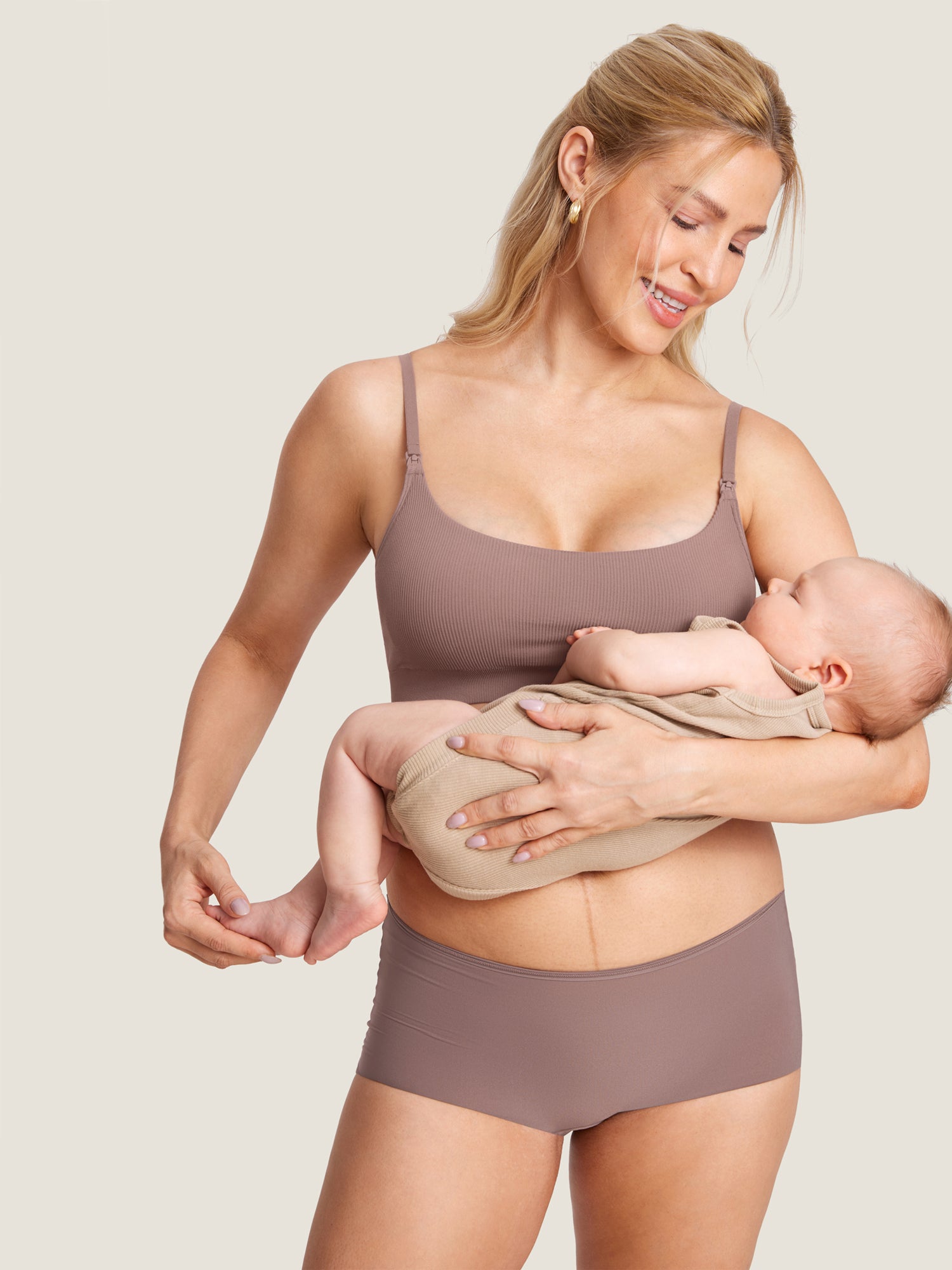 MOMANDA Women's Ribbed Scoop Nursing Bralette Hazelnut