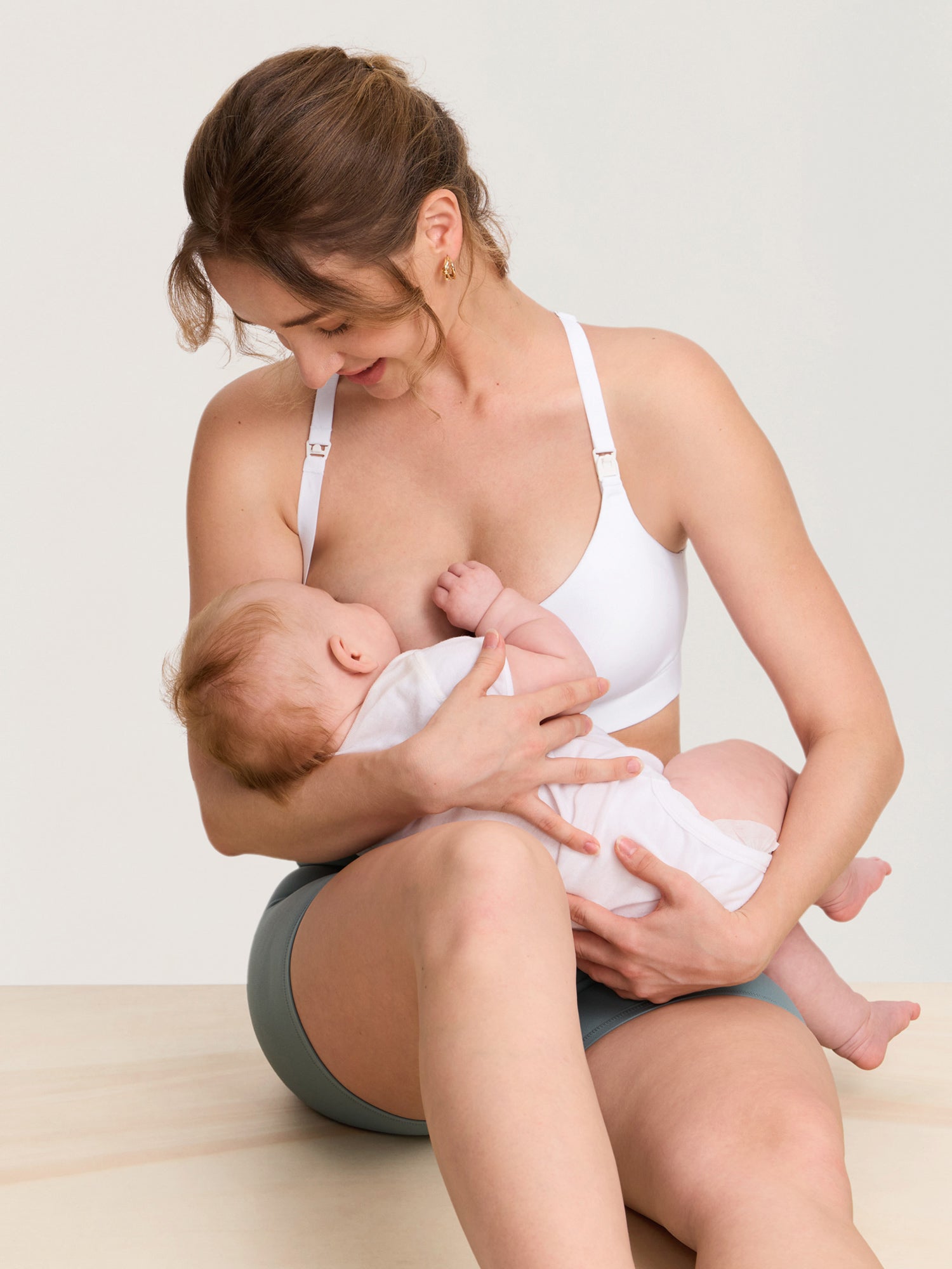 MOMANDA Women's Natrelax® Adjustable Y-back Nursing Bra Black