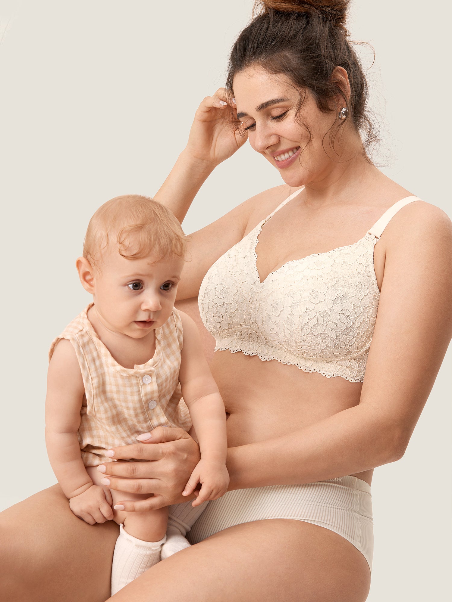 MOMANDA Cotton Lining Hands Free Pumping Bra Ivory