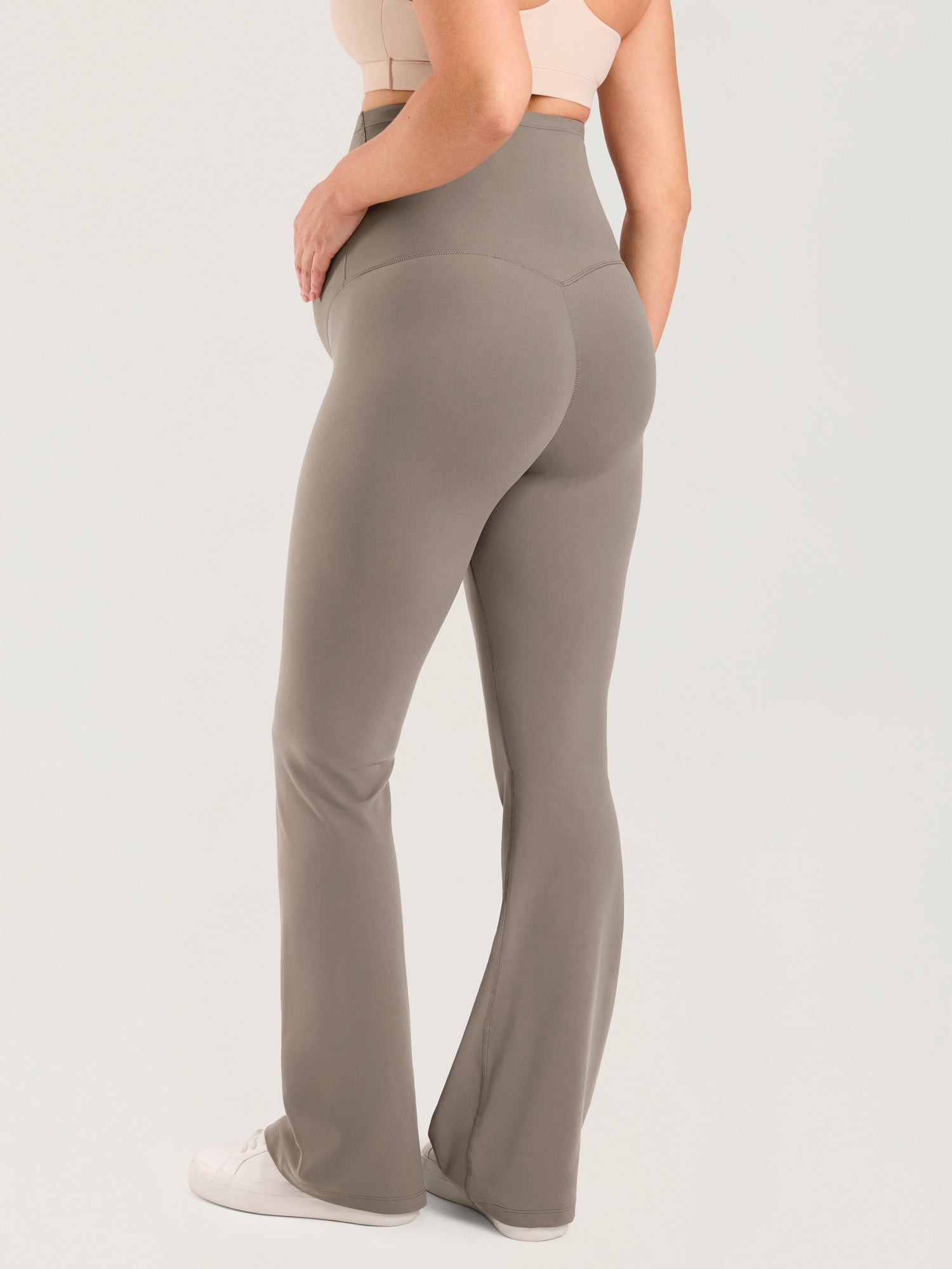 Natrelax® No Front Seam Maternity Flare Leggings 31.5"